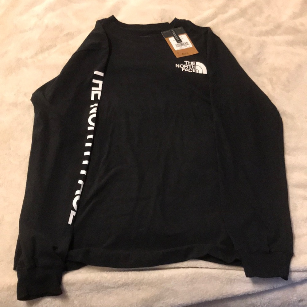 Men’s long sleeve shirt.